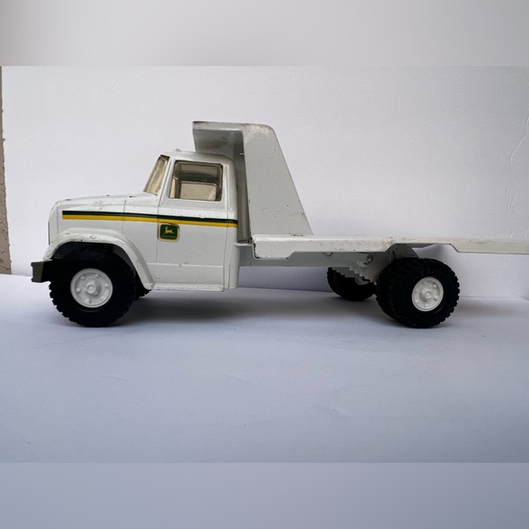Vintage John Deere White Metal Dump Truck Toy Vehicle Farm Tractor - Picture 10 of 16